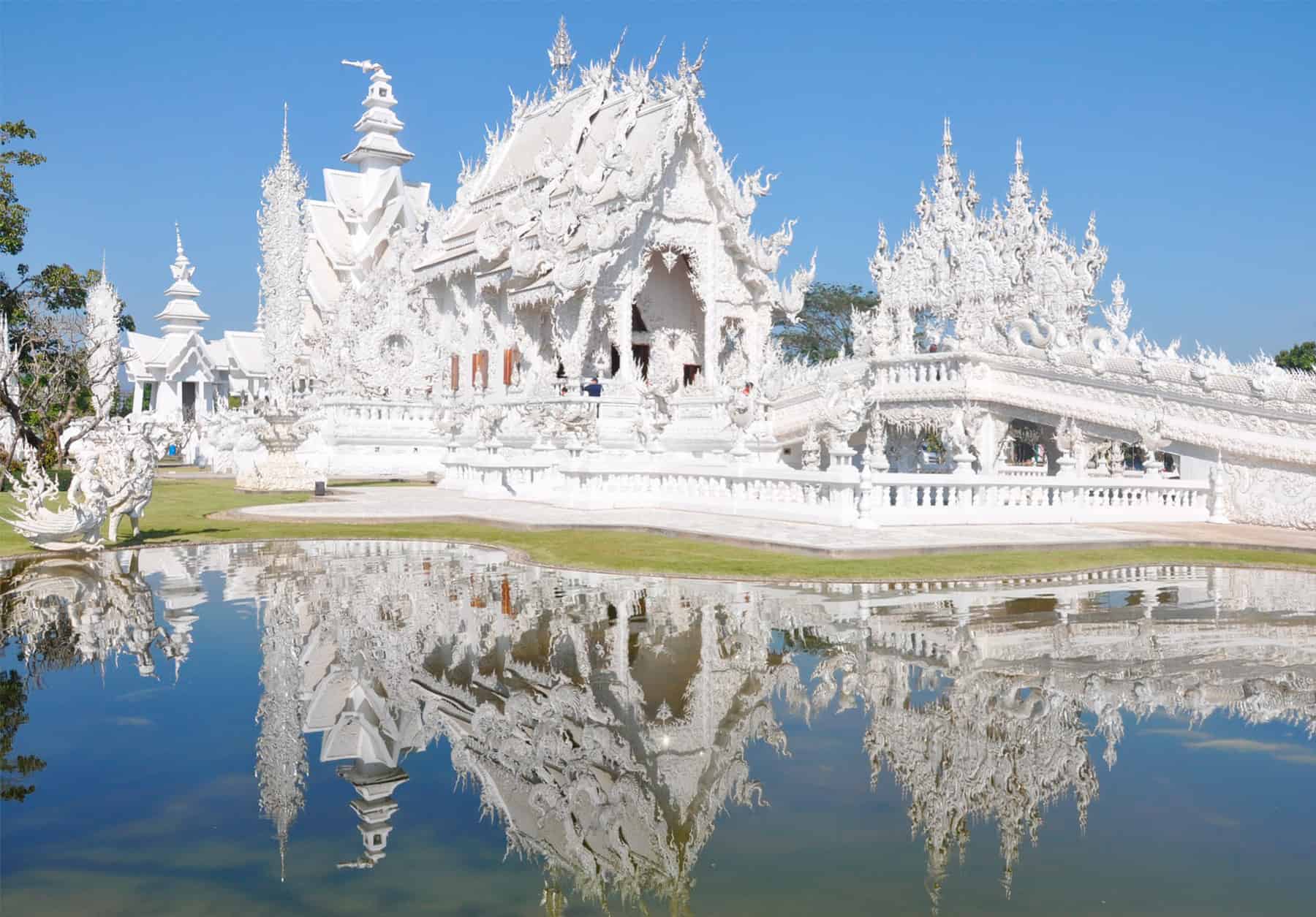 Wat Rong Khun o templo blanco