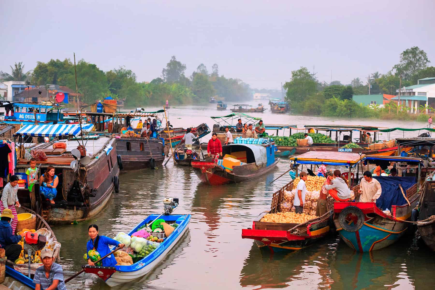 mercado flotante en el Mekong
