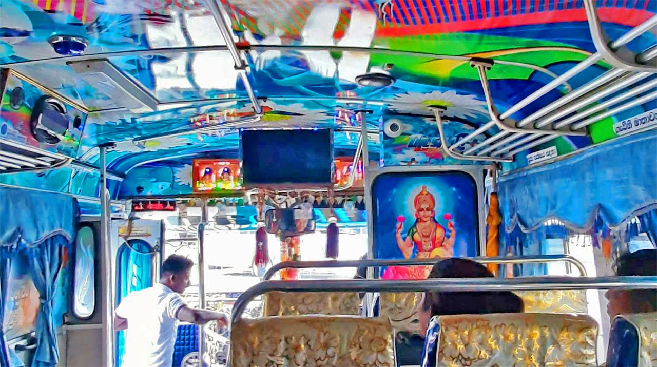 interior bus Sri Lanka